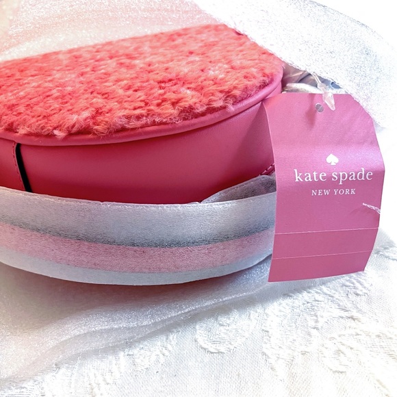 Kate Spade Love Shack Heart Purse In Pomegranate NWT Crossbody Saffiano Leather - Picture 7 of 9